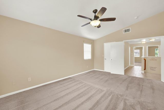 5523 Tamarindo Ln, Elk Grove, CA 95758