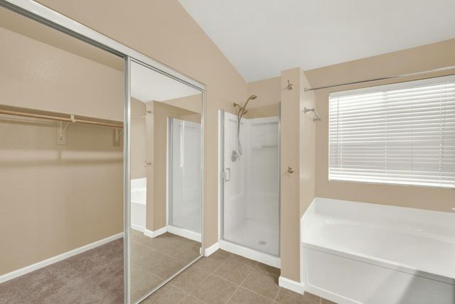 5523 Tamarindo Ln, Elk Grove, CA 95758