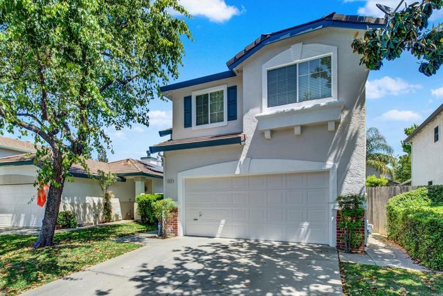 5523 Tamarindo Ln, Elk Grove, CA 95758