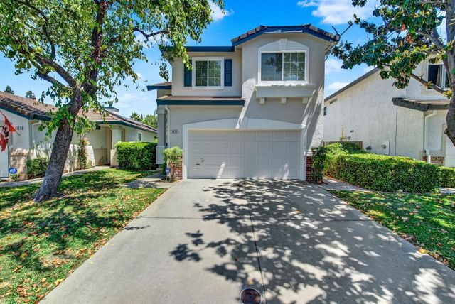 5523 Tamarindo Ln, Elk Grove, CA 95758