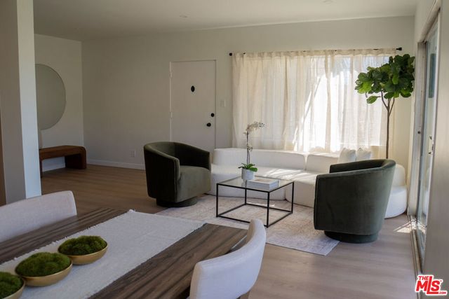 4579 Ambrose Avenue 8, Los Angeles, CA 90027