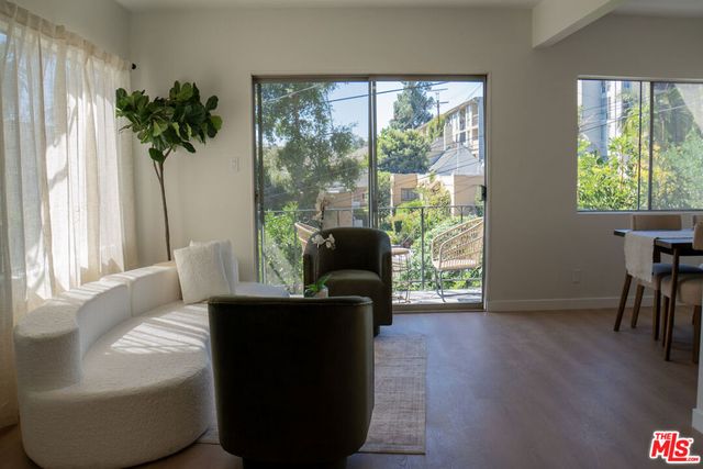 4579 Ambrose Avenue 8, Los Angeles, CA 90027