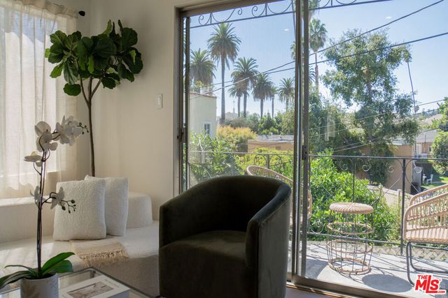 4579 Ambrose Avenue 8, Los Angeles, CA 90027