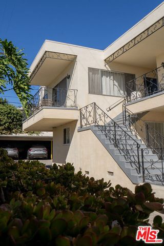 4579 Ambrose Avenue 8, Los Angeles, CA 90027