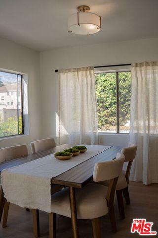 4579 Ambrose Avenue 8, Los Angeles, CA 90027