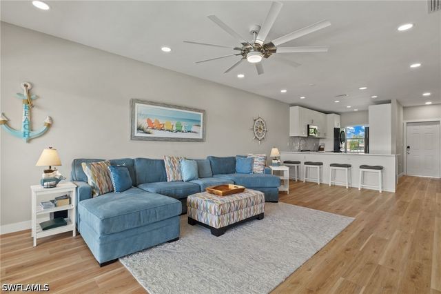 1942 Beach PKWY 207, Cape Coral, FL 33904