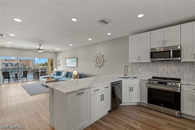 1942 Beach PKWY 207, Cape Coral, FL 33904