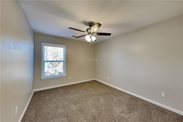 40 Parkmont Court, Dallas, GA 30132