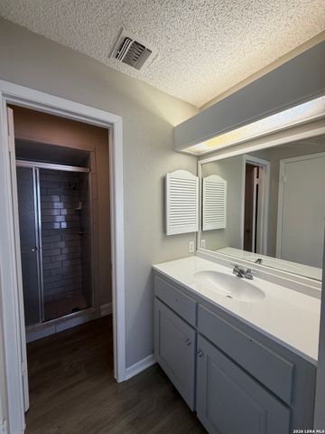 14214 CRADLEWOOD, San Antonio, TX 78233