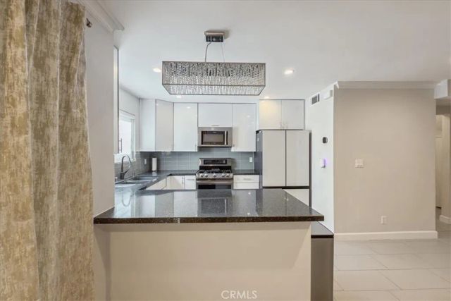 1156 San Rafael 2, Glendale, CA 91202