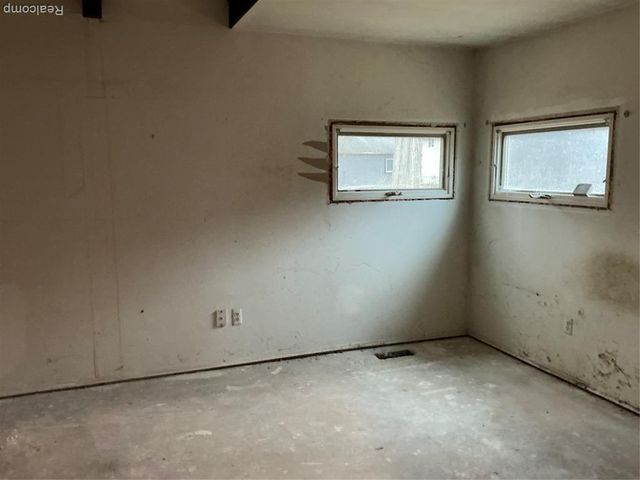 9160 Blondell A Blondell Avenue, White Lake, MI 48386