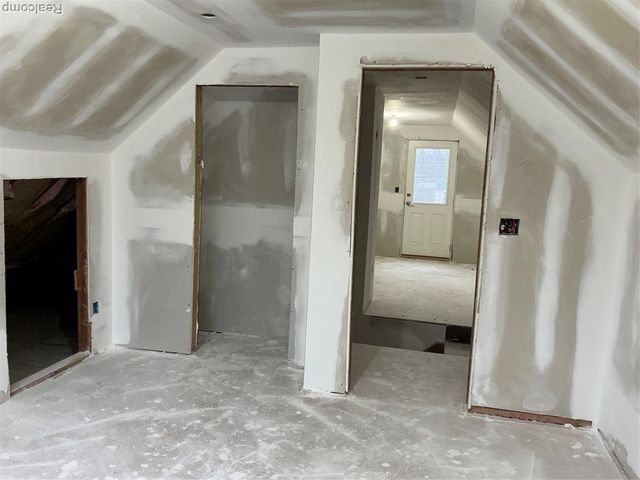 9160 Blondell A Blondell Avenue, White Lake, MI 48386