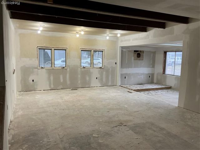 9160 Blondell A Blondell Avenue, White Lake, MI 48386