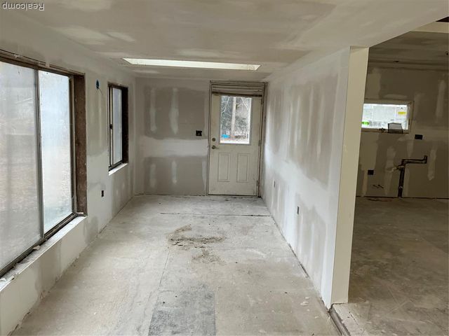 9160 Blondell A Blondell Avenue, White Lake, MI 48386