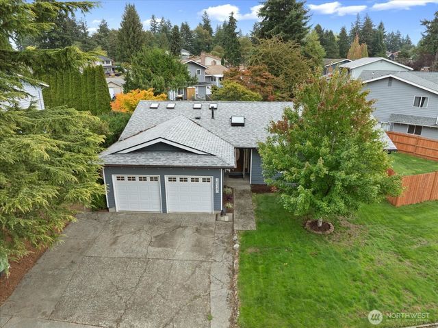 25340 36th Place S, Kent, WA 98032