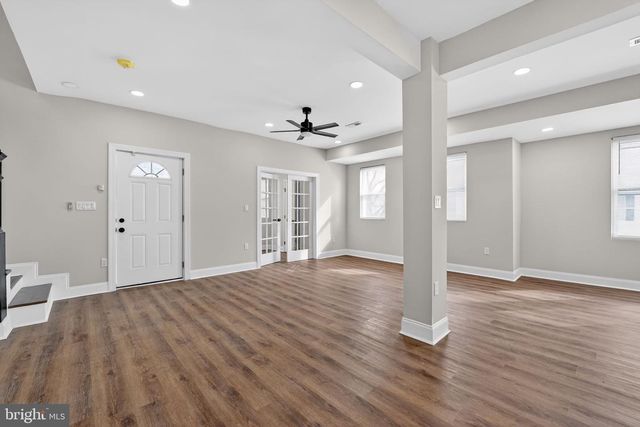 2911 PINEWOOD AVE, Baltimore, MD 21214