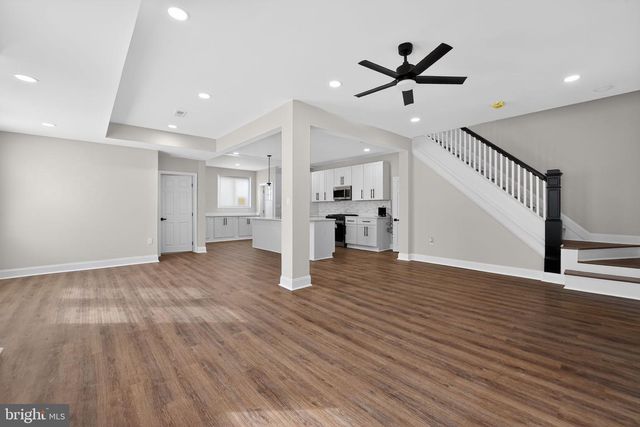 2911 PINEWOOD AVE, Baltimore, MD 21214