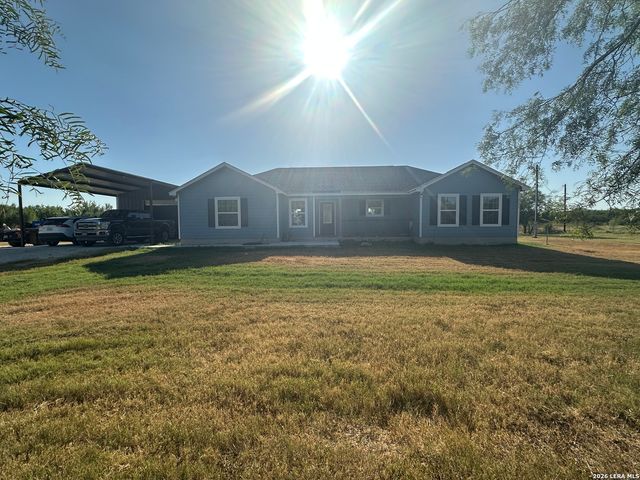 2171 & 2155 County Road 5710, Devine, TX 78016