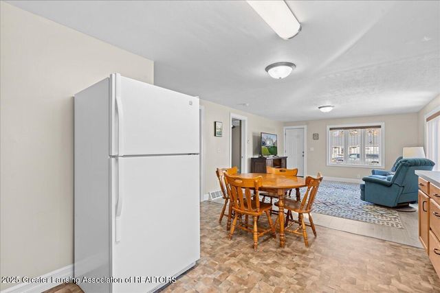 2029 Hillcrest Street, Lansing, MI 48910