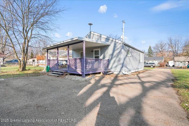 2029 Hillcrest Street, Lansing, MI 48910