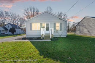 2029 Hillcrest Street, Lansing, MI 48910