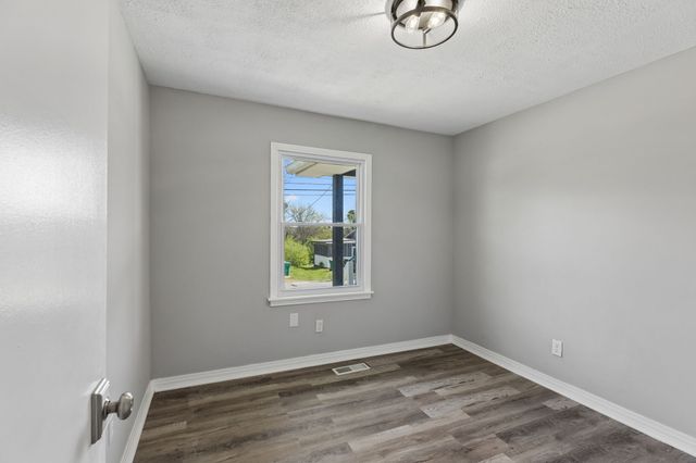 594 5th Ave, N, Lewisburg, TN 37091