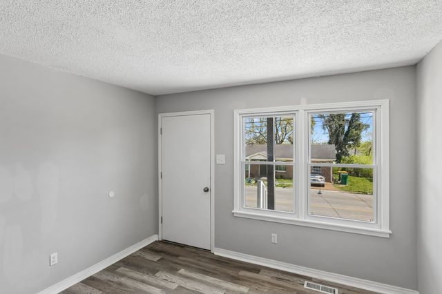 594 5th Ave, N, Lewisburg, TN 37091