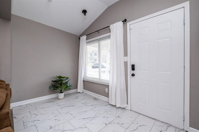 187 Wall Street, Pontiac, MI 48342