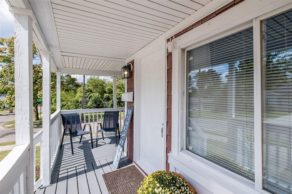 187 Wall Street, Pontiac, MI 48342