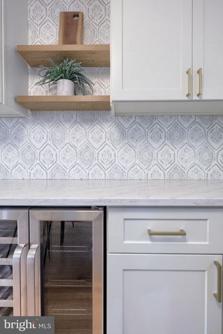 1508 HILLCREST RD, Lancaster, PA 17603