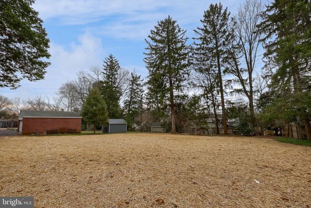 1508 HILLCREST RD, Lancaster, PA 17603