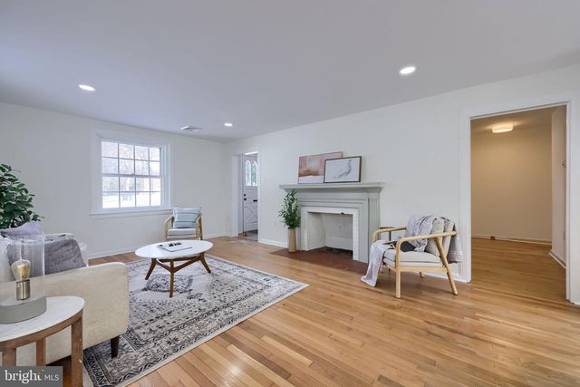 1508 HILLCREST RD, Lancaster, PA 17603