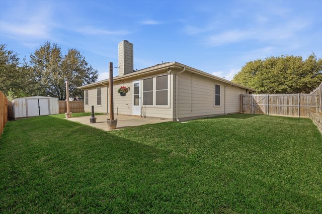 2316 Overlook Lane, Denton, TX 76207