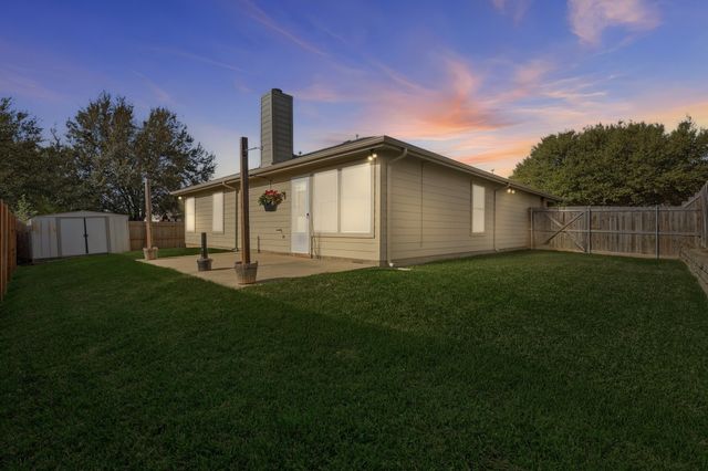 2316 Overlook Lane, Denton, TX 76207