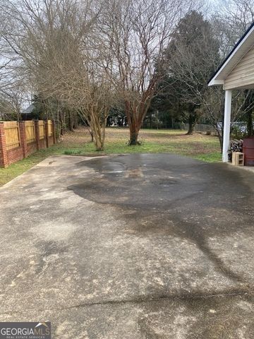 139 Myrtle Street, Elberton, GA 30635