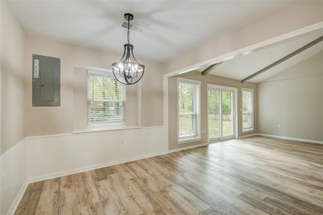 222 Ridgewood Drive, Spring, TX 77386