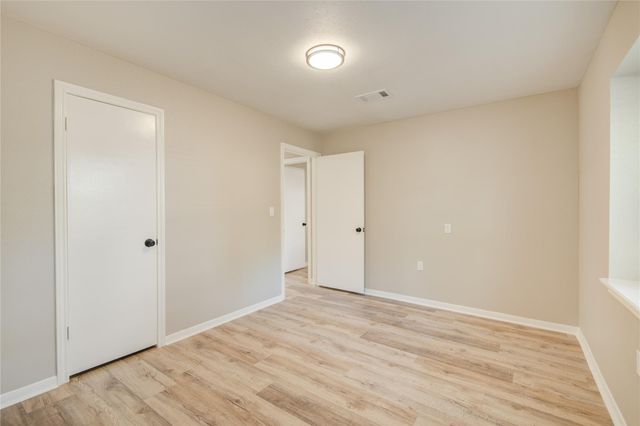 222 Ridgewood Drive, Spring, TX 77386