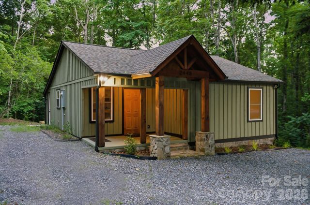 2448 Alfred Hartley Road, Lenoir, NC 28645