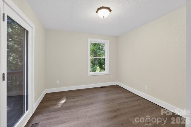 2448 Alfred Hartley Road, Lenoir, NC 28645