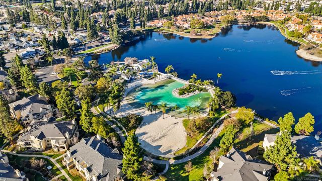 2085 Lakeridge Cir 203, Chula Vista, CA 91913