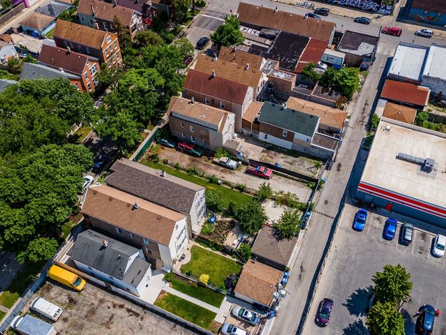 2640 S Troy Street, Chicago, IL 60623