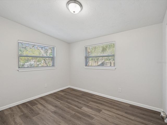 404 3RD AVENUE NE, Largo, FL 33770