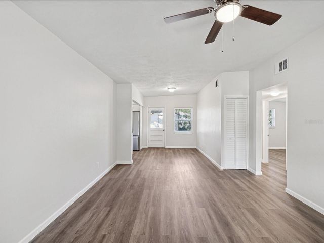 404 3RD AVENUE NE, Largo, FL 33770