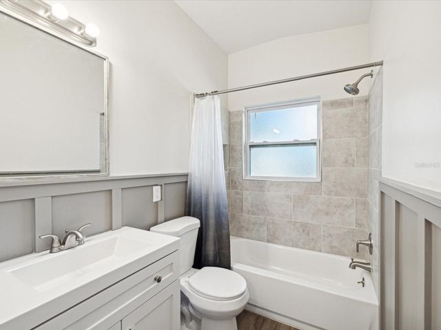 404 3RD AVENUE NE, Largo, FL 33770