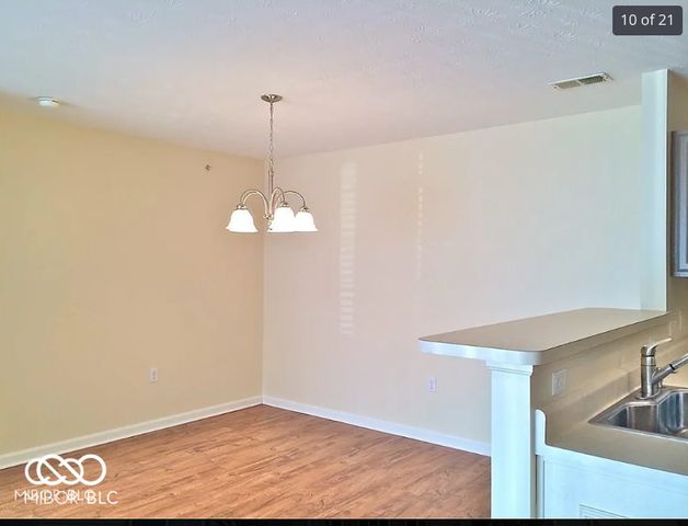 239 Legends Creek Way APT 311, Indianapolis, IN 46229