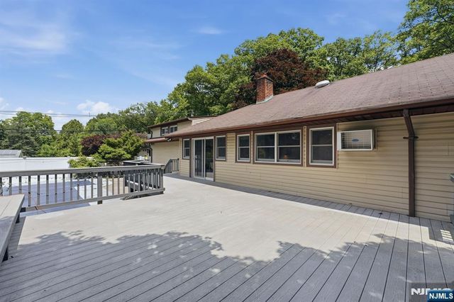 171 Wierimus Lane, Hillsdale, NJ 07642