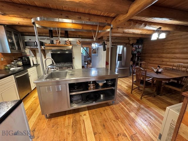 617 Fire Lane, Anaconda, MT 59711