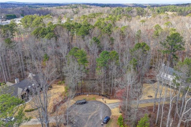 128 Long Shadows Drive, Alpharetta, GA 30004