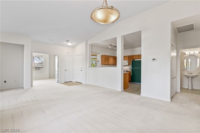 901 Duckhorn Court 201, Las Vegas, NV 89144