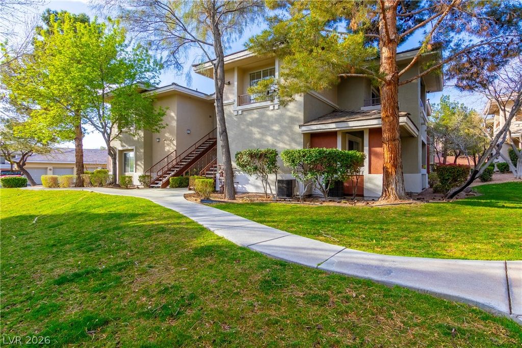 901 Duckhorn Court 201, Las Vegas, NV 89144